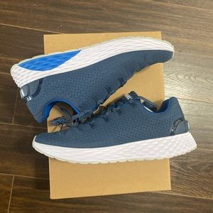 Navy blue ripstop runners